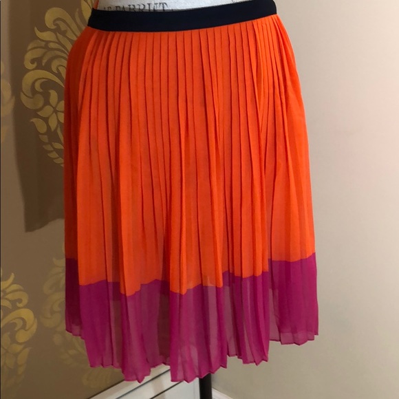 G.H. Bass & Co. Dresses & Skirts - NWOT G.H.Bass Orange & Pink Accordion Pleat Skirt Sz 6